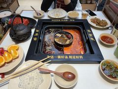 -老牌坊云南鱼豆花火锅(哈西万达店)