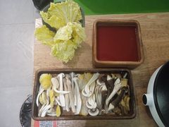 -菌小白·野生菌火锅(时尚天河店)