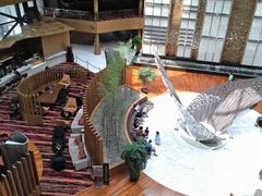 -上海滴水湖皇冠假日酒店