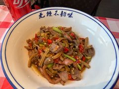 -笨豆腐居民楼菜馆•江西小炒(天津开发区店)