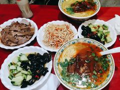-金杨拉面王小吃面馆·牛三宝面·红烧牛肉粉