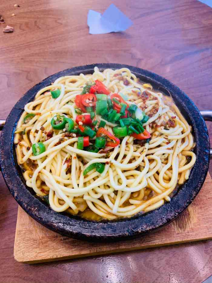 缘味先石锅饭(万象汇店)-"[薄荷]环境: 临泉路万象汇负一层的小食.