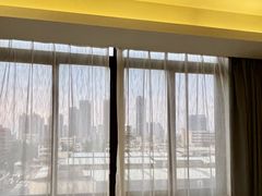 -希岸·轻雅酒店(广州白鹅潭艺术中心花地湾地铁站店)