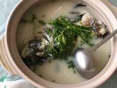 -天乐农家鱼头王(天目湖店)