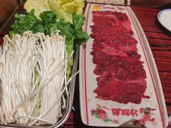 -沙胆彪炭炉牛杂煲(上海日月光广场店)