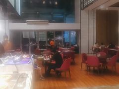 -飨食汇全日制餐厅·昆山皇冠假日酒店(九方店)