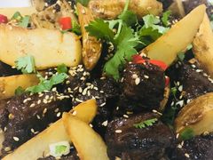 -聚黔堂凯里酸汤鱼美食店