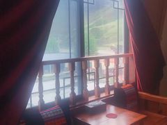 -黑青稞庄园·新式藏餐·牦牛肉汤锅(新都桥店)