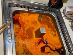 -海底捞火锅(威高广场店)