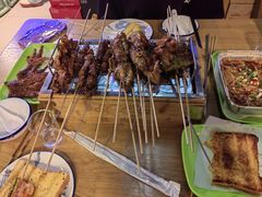 -烤满分·东北烧烤(首经贸店)