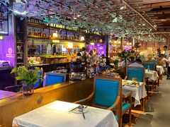 -领鲜活海鲜榴莲自助火锅(东门店)