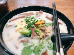 -鸭小妹鸭血粉丝(老门东店)