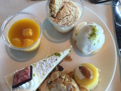 -澳门旅游塔360°旋转餐厅(南湾湖广场店)