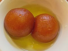 牛奶球配以糖浆-克比叔叔印度餐厅Kebabs on the Grille(永康路分店)