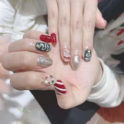 -J·花崎美睫美甲