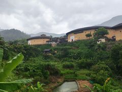 -初溪土楼群