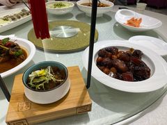 -南京悦客假日酒店