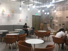 大堂-奈雪的茶(市百一店)