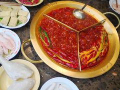 -叁口煮老火锅(东升店)