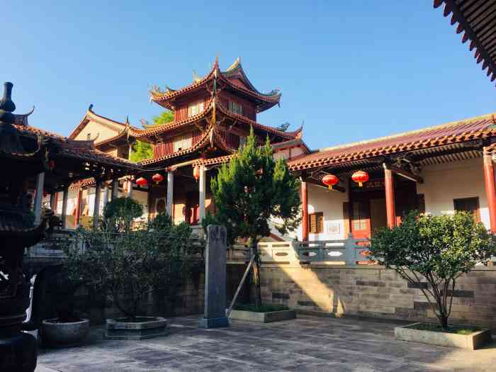 梅峰光孝寺-"莆田著名的名寺之一,地处莆田市中心地段,.