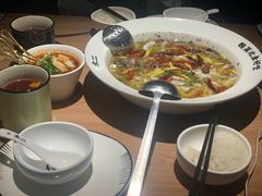 -太二酸菜鱼(武汉光谷保利店)
