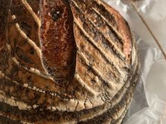 三种酱配酸面包-Mesa Madre梅萨妈妈·Bintana(国贸店)