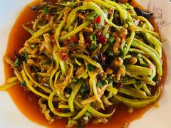 鱼香肉丝-代木儿回锅肉