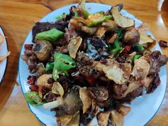 -美顺香食府鱼头老店(雪野湖店)