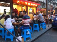 -拈签一笑黄牛肉辣卤串串