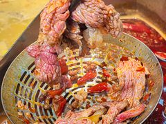 -来龍儿鲜切牛肉自助老火锅