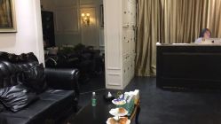 -变画·发型STUDIO
