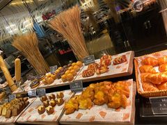 -上海西藏大厦万怡自助餐厅(徐汇店)