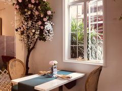 靠窗位-馨园villa融合菜(东山店)
