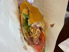-Bánh Mì Huynh Hoa