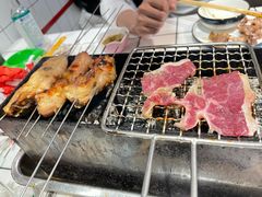 -喜悦小串丹东小黄牛海鲜烧烤大排档(民主广场店)