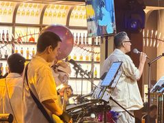 -洛缦音乐餐厅(工业展览馆万象城店)