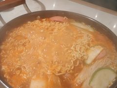 部队年糕火锅-七八冷面·延边朝鲜族美食(圣熙八号店)