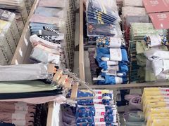 -优衣库(上海金桥国际商业广场店)