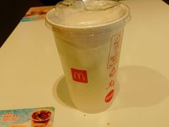 -麦当劳(南京路2店)