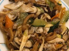 -鹤乡东北菜(崮山路店)