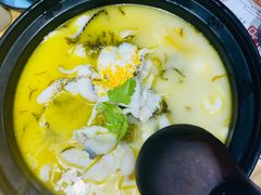 -九锅一堂酸菜鱼(学府凯德店)