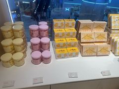 -好利来(上海长宁龙之梦店)