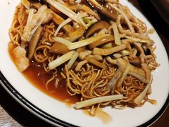 湿炒三丝两面黄-皇后餐厅-煲仔·小菜·打边炉(古北店)