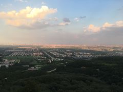 -鬼笑石后山停车场
