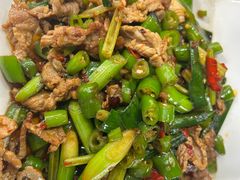 -范饭椰林川湘味海鲜·椰子鸡(三亚湾椰梦长廊店)