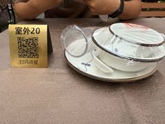 -六福烧烤酒馆(秦隆步行街店)