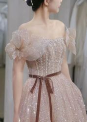 -MISS LUCKY国际婚纱礼服定制(昌平店)