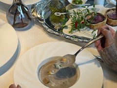 -弦月窗LUNETTE BY AMANDA(复兴路店)