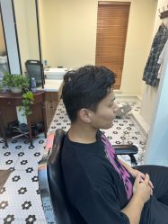 -理昂男士理发店 Barber shop