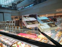 面包甜点陈列柜-布歌东京(金融街购物中心店)
